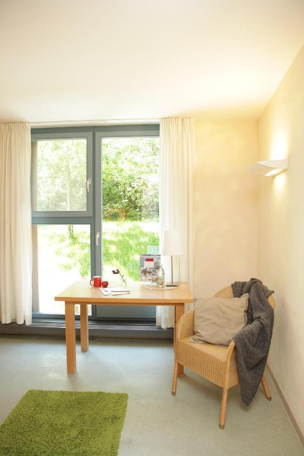 Alanus Gastehaus Hotell Alfter Exteriör bild