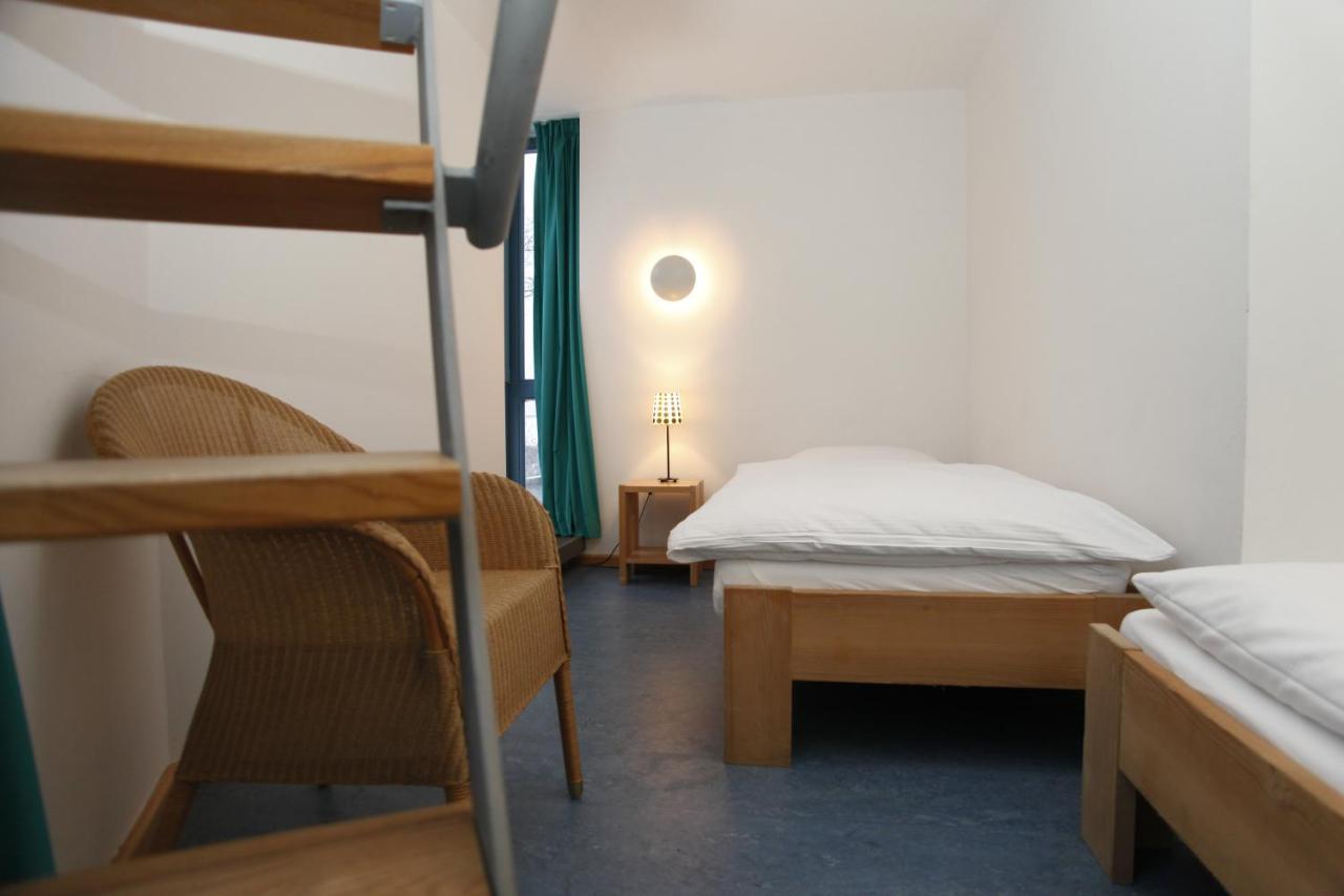 Alanus Gastehaus Hotell Alfter Exteriör bild