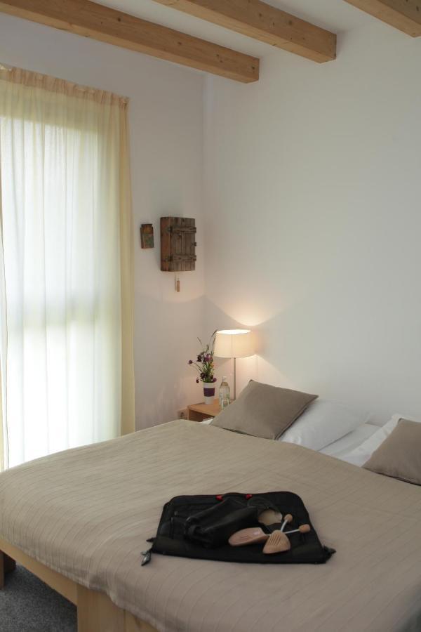 Alanus Gastehaus Hotell Alfter Exteriör bild