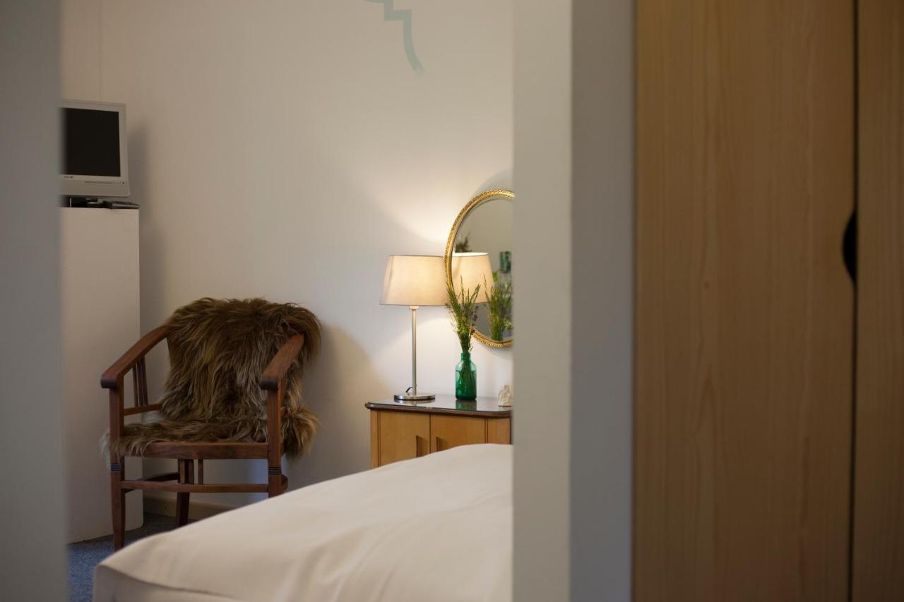 Alanus Gastehaus Hotell Alfter Exteriör bild
