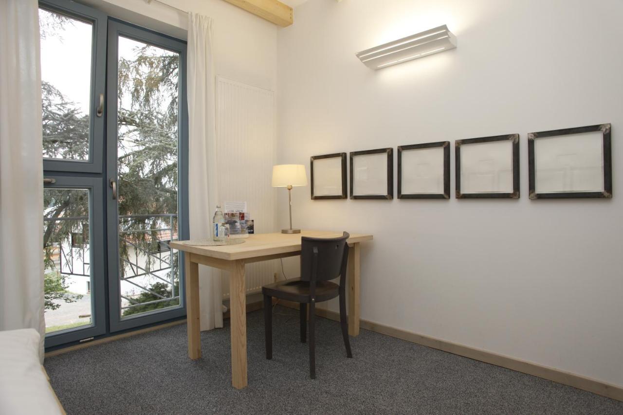 Alanus Gastehaus Hotell Alfter Exteriör bild